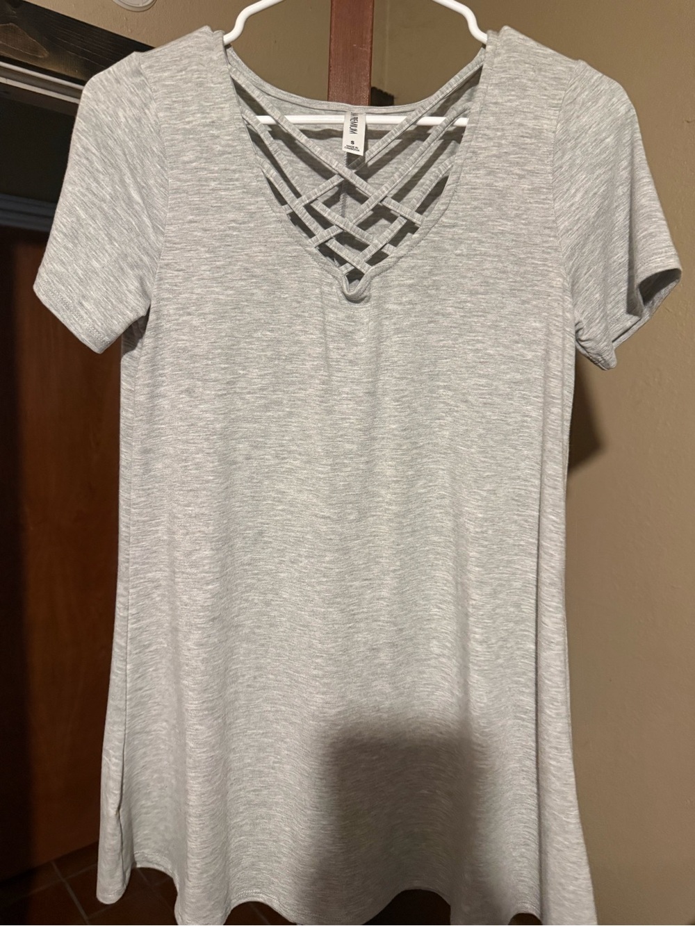 Zenana Outfitters Light Gray Crisscross V-Neck Short Sleeve Top